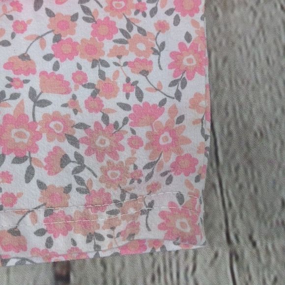 Swiggles 18 months 2 piece outfit. T-shirt with shorts/tutu - Picture 9 of 11